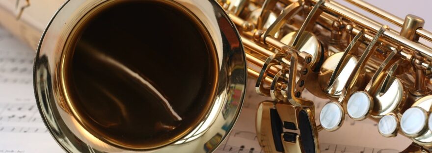 gold saxophone